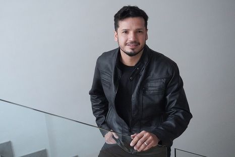 Rodrigo es uno de los sommeliers referentes de Argentina. Foto: Rodrigo DAngelo / MDZ