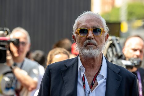 Flavio Briatore podría dejar de ser el jefe de equipo de Alpine si los rumores de un cambio en el paquete accionario son ciertos.