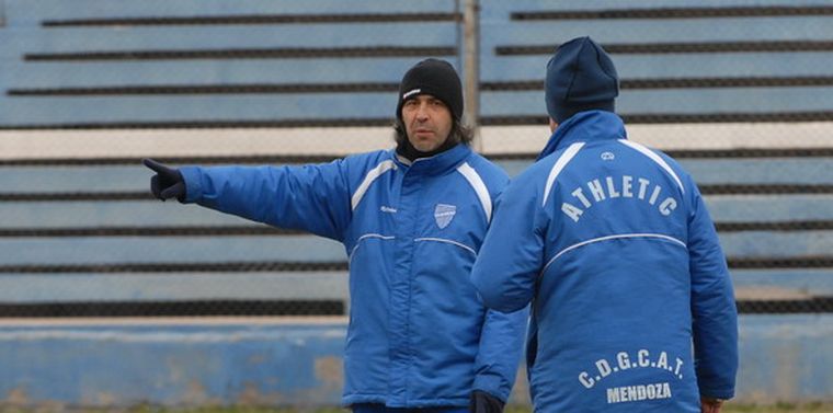 A full con los entrenamientos. El Tomba se prepara para recibir a Brown. Foto: Nacho Gaffuri