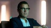 Clive Owen forma parte del elenco de la serie. Clive Owen forma parte del elenco de la serie.