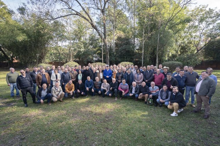 Reunión de intendentes con el gobernador y altos mandos políticos