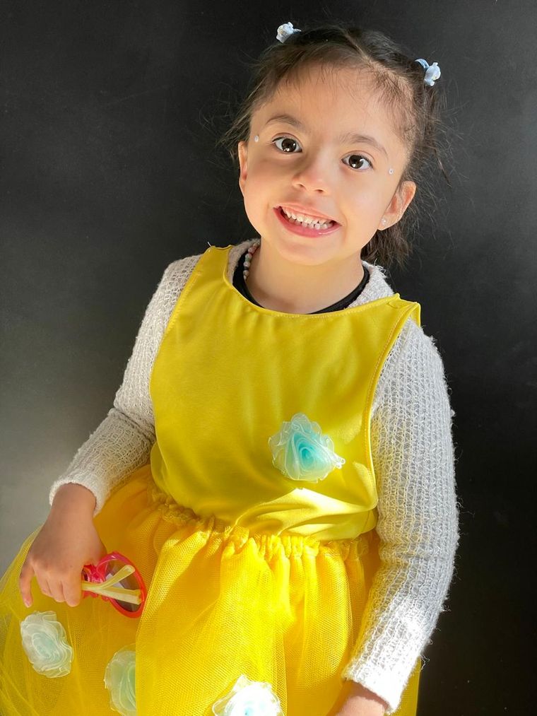 La familia de Martina lucha para que su hija tenga acceso a los tratamientos que mejoren su calidad de vida. La familia de Martina lucha para que su hija tenga acceso a los tratamientos que mejoren su calidad de vida.