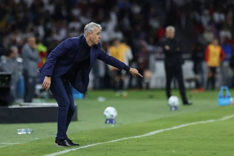Tiago Nunes, entrenador de la Liga de Quito, y una picante advertencia tras eliminar al San Pablo de Crespo. Foto: EFE