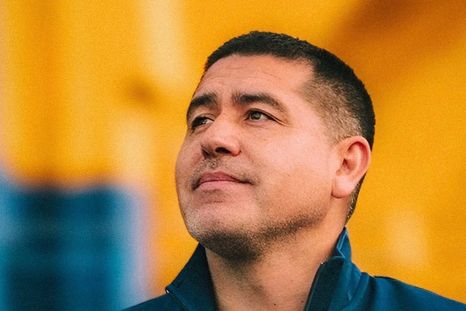 Boca, de la mano de Riquelme, va a fondo por la figura de otro grande. Foto: @PabloGiralt Boca, de la mano de Riquelme, va a fondo por la figura de otro grande. Foto: @PabloGiralt