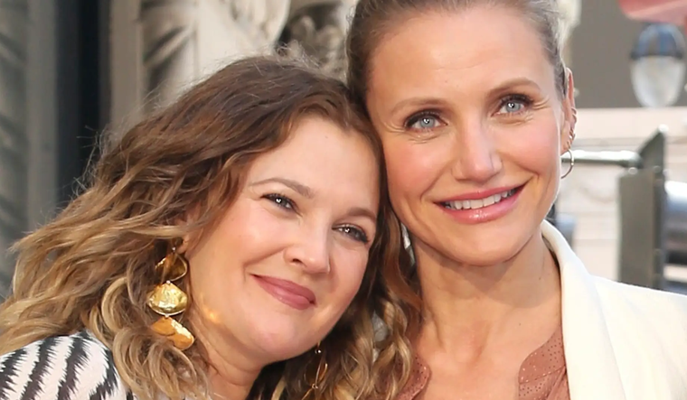 Drew Barrymore y Cameron Díaz son muy amigas, y esta última contó lo peor de la lucha que esta llevaba la primera contra el alcoholismo. Foto: Getty.