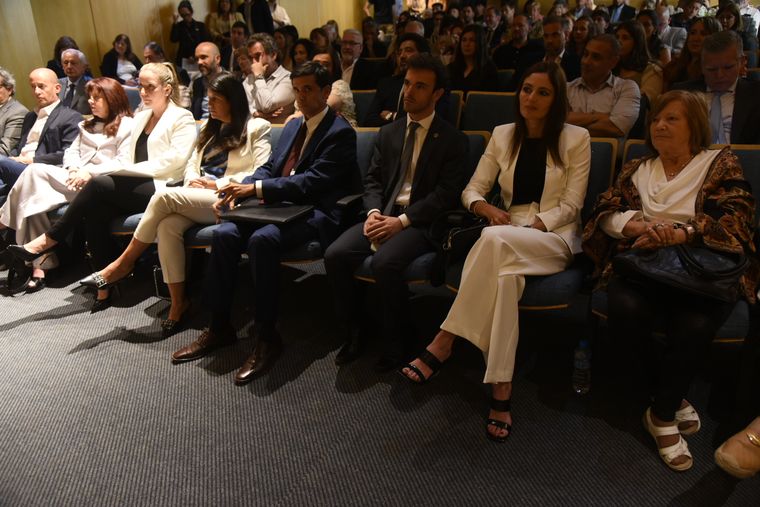 Silvina Anabel Molina es otra de las abogadas que obtuvo aval del Senado para un cargo de jueza. Silvina Anabel Molina es otra de las abogadas que obtuvo aval del Senado para un cargo de jueza.