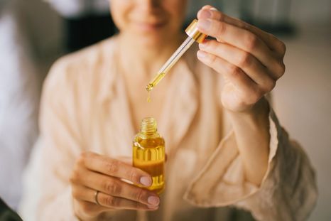 Los aceites pueden reemplazar al perfume porque además de perfumar también nutren e hidratan. Foto: Today / NBC News - Media-cldnry.s-nbcnews.com