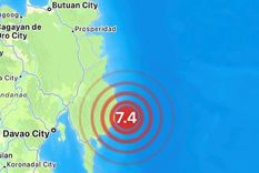 La agencia sismológica de Filipinas (Phivolcs) alertó sobre la posibilidad de un tsunami y pidió las evacuaciones inmediatas de varias provincias.