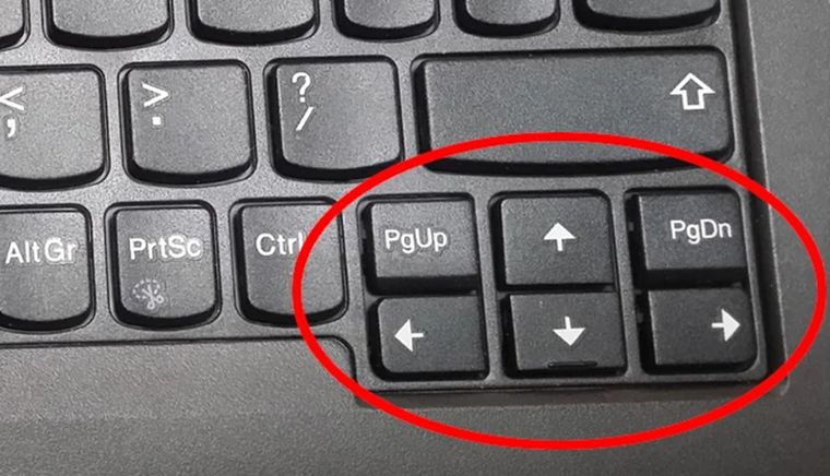 En documentos largos, hojas de cálculo, PDF o páginas web, Re Pág desplaza una pantalla hacia arriba y Av Pág una pantalla hacia abajo. En documentos largos, hojas de cálculo, PDF o páginas web, Re Pág desplaza una pantalla hacia arriba y Av Pág una pantalla hacia abajo.