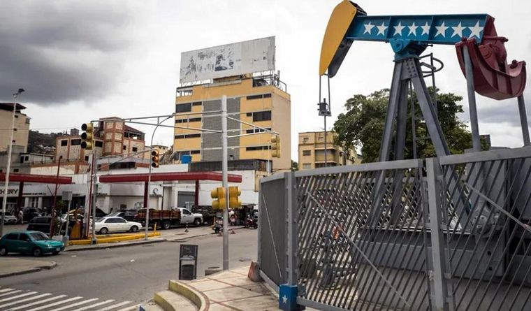 El petróleo de Venezuela ahora está en manos de Estados Unidos. Foto Efe El petróleo de Venezuela ahora está en manos de Estados Unidos. Foto Efe