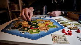 El fenómeno de los juegos de mesa modernos ya no se explica solo como una moda pasajera, sino como una respuesta consciente y estratégica de la sociedad. El fenómeno de los juegos de mesa modernos ya no se explica solo como una moda pasajera, sino como una respuesta consciente y estratégica de la sociedad.