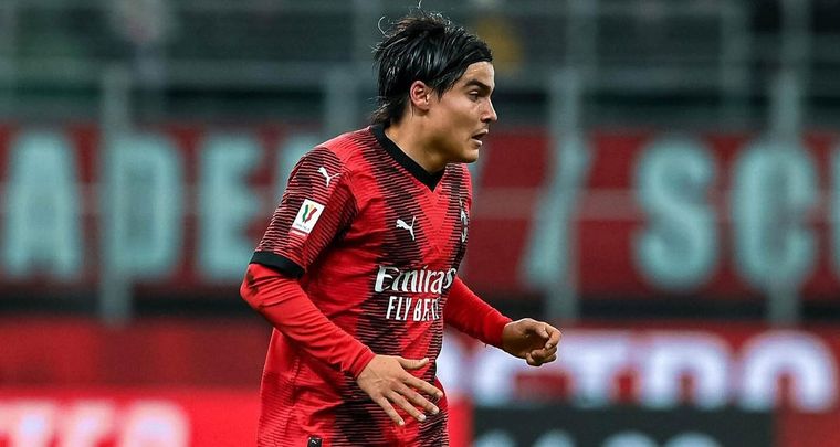 El futbolista del Milan interesa en Boca. Foto: @lukaromero10