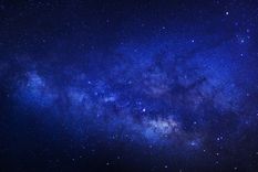Una nueva investigación demuestra que los científicos están equivocados sobre el universo primitivo (épocas más antiguas del universo observable). Foto: Shutterstock
