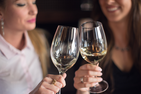 Muchas mujeres buscan justamente eso: disfrute sin complejidad innecesaria. Y en ese sentido, el blanco aparece como una opción natural. Muchas mujeres buscan justamente eso: disfrute sin complejidad innecesaria. Y en ese sentido, el blanco aparece como una opción natural.