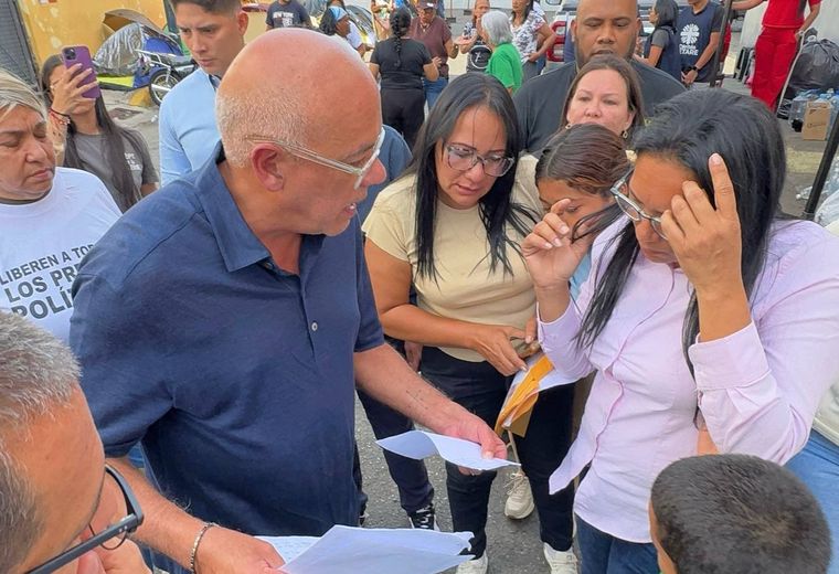 La Asamblea Nacional de Venezuela informó que 17 presos políticos recobrarán la libertad en el centro de detención conocido como Zona 7 en Caracas como parte de un proceso vinculado a la amnistía.