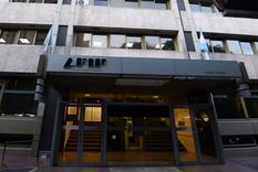 La Administración Federal de Ingresos Públicos dejó sin cobertura contra demandas a las empresas medianas tramo 2, con deudas con el organismo recaudador Foto: MDZ