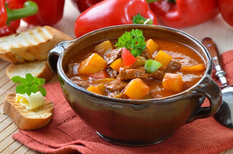 Guiso de papas y carne: receta fácil, económica y deliciosa.