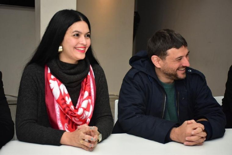 El precandidato presidencial de Unión por la Patria se reunió con las autoridades locales del PJ en el marco de la campaña electoral. Foto: Foto: Twitter @PJ_Mza