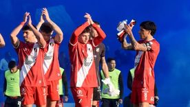Enzo Pérez fue silbado por todo el Feliciano Gambarte.
