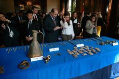 eeuu devuelve a irak piezas robadas por sus soldados eeuu devuelve a irak piezas robadas por sus soldados