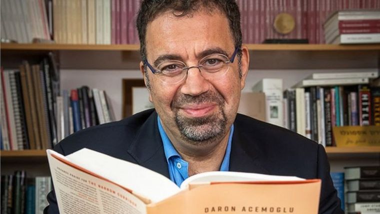 El nuevo libro de Daron Acemoğlu se titula El pasillo estrecho. Foto: L. BARRY HETHERINGTON