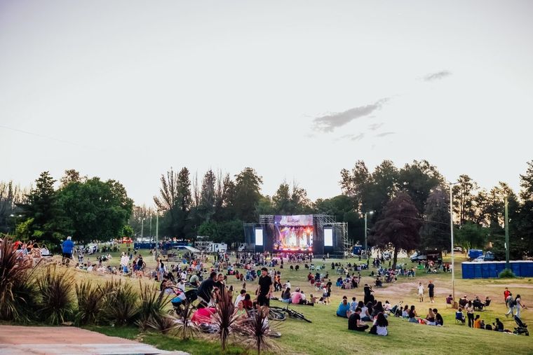 Mendoza volvió a figurar entre los destinos más elegidos del país y superó los números del mismo período del año pasado. Mendoza volvió a figurar entre los destinos más elegidos del país y superó los números del mismo período del año pasado.
