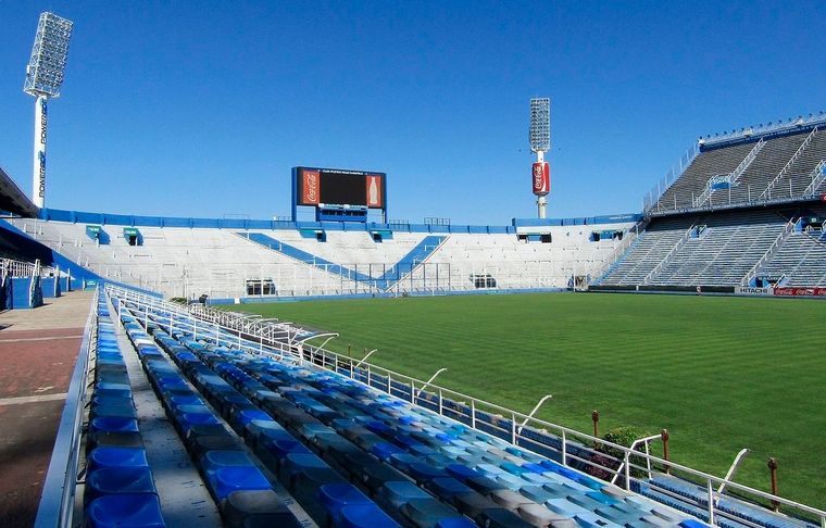 El club repudió el apriete de la barra.