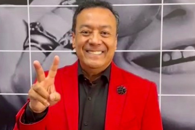 Carlos Cuevas nació el 21 de diciembre de 1963. Foto: Instagram @carloscuevasoficial