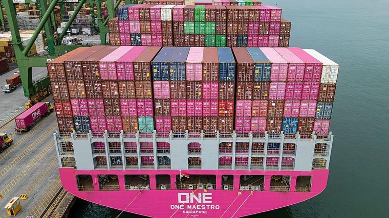 La distribución de materias primas como, que juegan un rol fundamental en la producción industrial, también se está viendo impactada por la guerra.