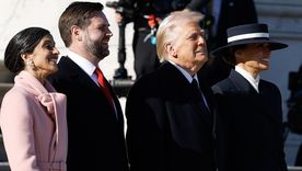 JD Vance, Donald Trump y sus esposas, durante un acto público. Foto Efe JD Vance, Donald Trump y sus esposas, durante un acto público. Foto Efe