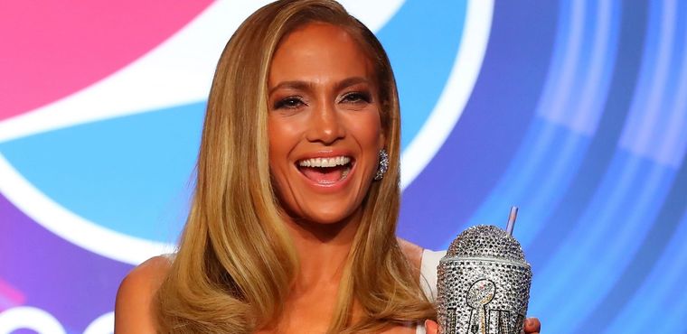 Jennifer Lopez se comprometió 5 veces, pero se casó 4 Foto: Page Six (pagesix.com)