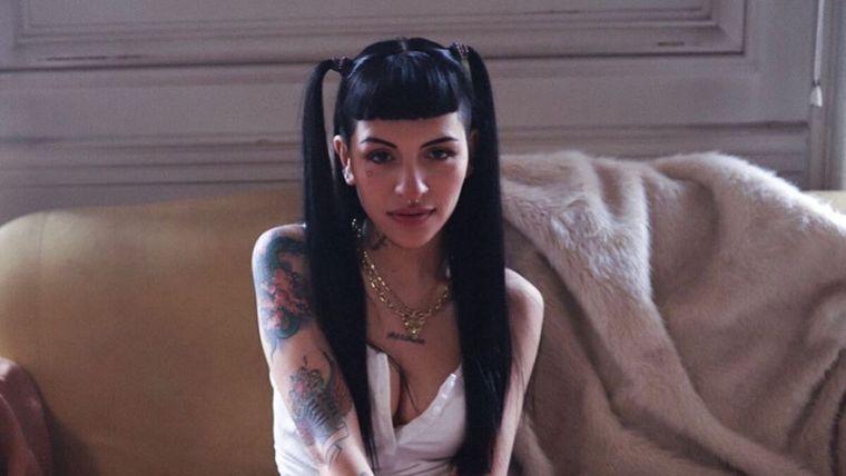 Cazzu se está convirtiendo en una de las artistas más influyentes del género urbano.