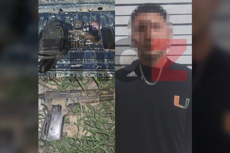 Las dos armas de fuego secuestradas en Las Heras y el sospechoso que cayó con una de ellas. Las dos armas de fuego secuestradas en Las Heras y el sospechoso que cayó con una de ellas.