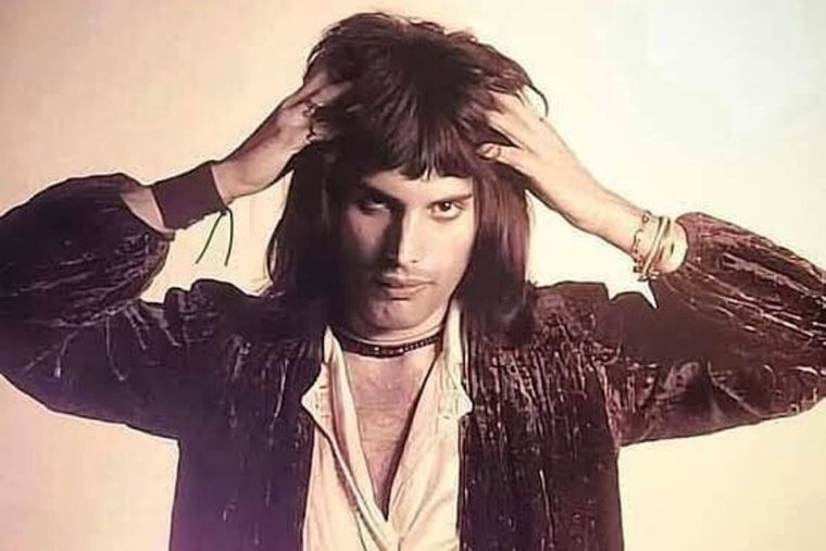 Freddie Mercury, Queen