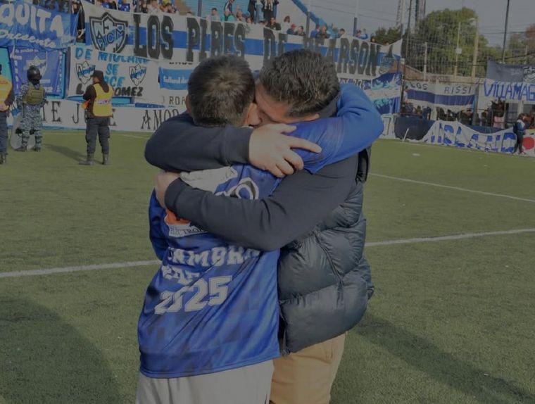 El histórico arquero celebra el ascenso de Midland.