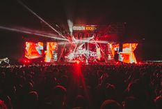Algo que sin duda destacó en las dos fechas del evento, fue el claro mensaje en contra del gobierno de Javier Milei por parte de muchos artistas que pasaron por sus escenarios. Foto: Gentileza czcomunicacion.