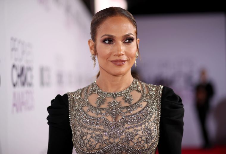 Jennifer Lopez crea tendencias Foto: CNBC - www.cnbc.com