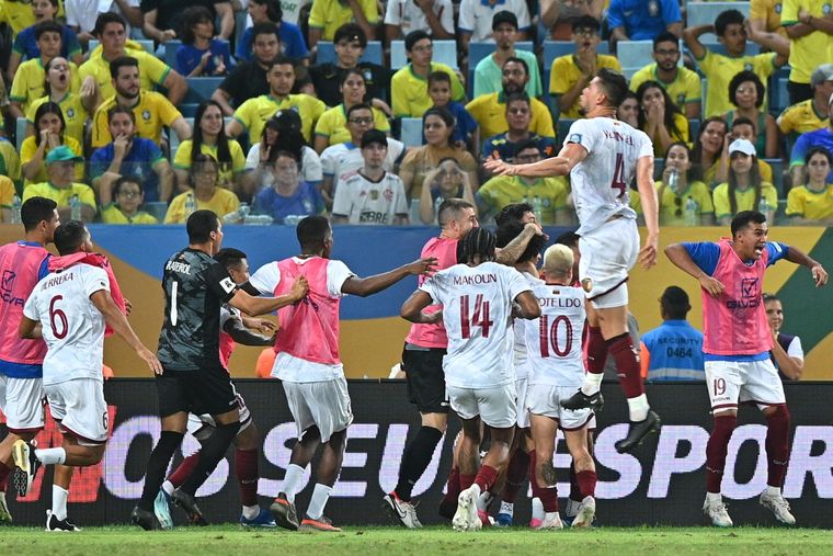 Venezuela y un empate que es batacazo: 1-1 ante Brasil como visitante Foto: EFE