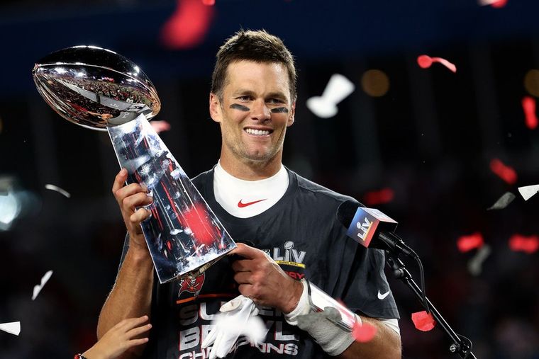 Tom Brady quiere seguir haciendo historia en Tampa Bay. Foto: AP
