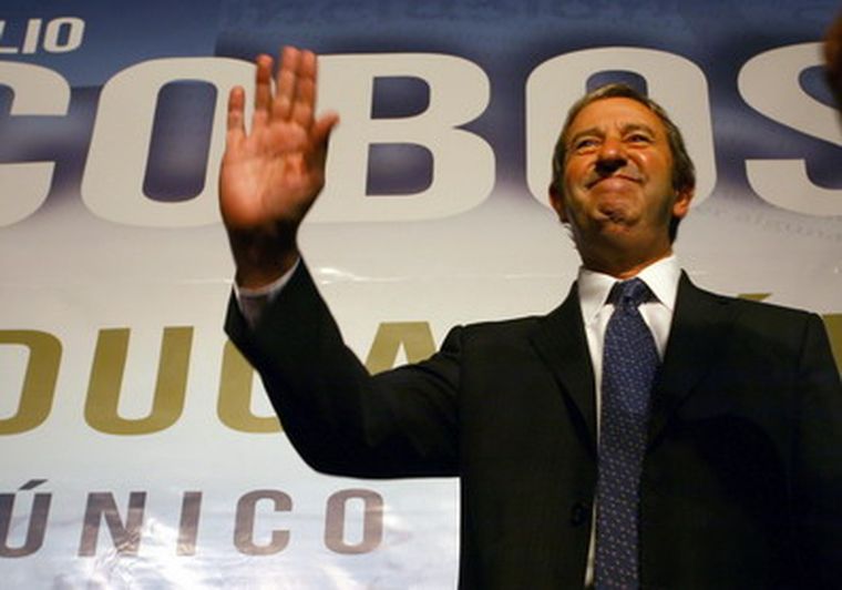 Cobos presentó su libro ante un auditorio radical y con clima de campaña. Foto: Gentileza