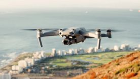 Durante los operativos se secuestraron 612 dosis de marihuana, una balanza digital, dinero, un dron y elementos relacionados al fraccionamiento de sustancias ilícitas Foto: computerhoy.com