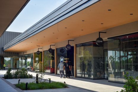 Dalvian Mall, un nuevo espacio comercial abierto a toda la comunidad Dalvian Mall, un nuevo espacio comercial abierto a toda la comunidad