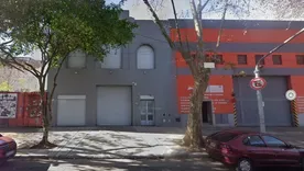 parque patricios: cuatro delincuentes robaron una empresa y un empleado murio al caer de una escalera parque patricios: cuatro delincuentes robaron una empresa y un empleado murio al caer de una escalera