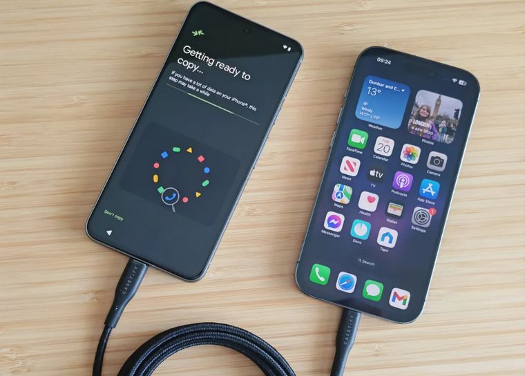 La transferencia por cable permite copiar la mayor cantidad de información, incluyendo WhatsApp, apps y configuraciones clave. La transferencia por cable permite copiar la mayor cantidad de información, incluyendo WhatsApp, apps y configuraciones clave.