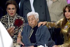 Foto: https://mamaslatinas.com/news-entertainment/thalia-laura-zapata-cumpleanos-104-abuelita-eva-mange-fotos-videos