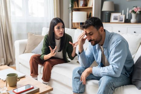 Qué significa guardar silencio en una discusión, según la psicología Qué significa guardar silencio en una discusión, según la psicología