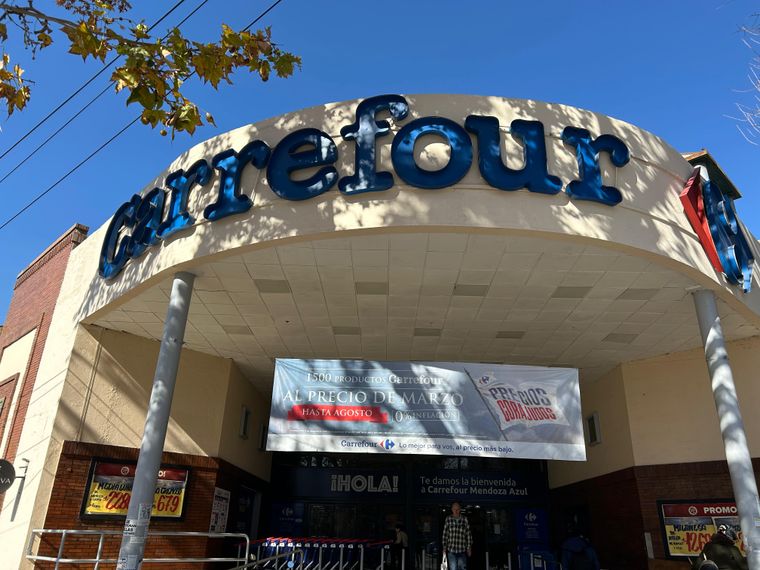 Descuentos en supermercados para comprar indumentaria.