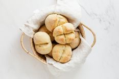 Pan de yogur una receta exquisita para acompañar tus comidas. Foto: Ph.pexels-karolina-grabowska
