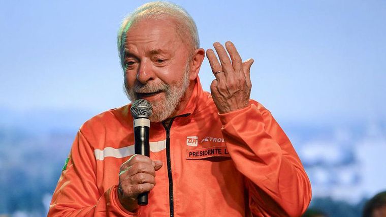 Lula da Silva ha dicho que los ingresos petroleros son necesarios para financiar las energías verdes. Los ambientalistas lo niegan. Lula da Silva ha dicho que los ingresos petroleros son necesarios para financiar las energías verdes. Los ambientalistas lo niegan.