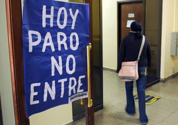 El único gremio que aún no acuerda con el Gobierno sigue firme en sus peticiones. Foto: Mdz